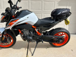 2021 KTM 890 Duke r