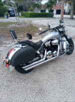 Clean 2013 Honda 1300 cc Interstate Cruiser loaded and only 5991 miles