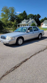 2007 Mercury Grand Marquis GS RWD 114,000 mi
