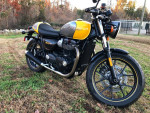 2017 TRIUMPH STREET CUP BASE