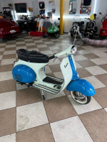 vintage 1961 Vespa 125cc all original mint condition and runs great