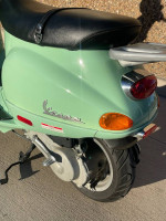 2001 Vespa et2 50cc 2-stroke Scooter