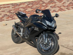 2008 Suzuki GSXR750 ( clean title ) garage kept!