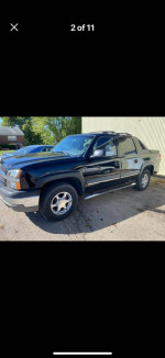 2003 Chevrolet Avalanche 125,000 mi