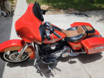 2012 Street Gluide