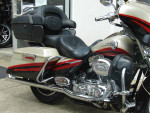 2006 Harley Davidson Ultra Classic CVO (Beige w/ Red and Black)