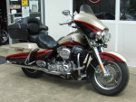 2006 Harley Davidson Ultra Classic CVO (Beige w/ Red and Black)