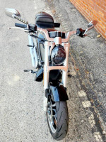 ** 2013 Harley Davidson VRSCF V-rod ** low miles **