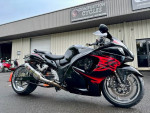 2011 Suzuki Hayabusa Black/Red, 240 rear tire and swingarm, lights