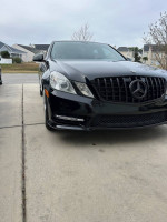 Mercedes-Benz 126,000 mi