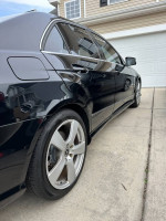 Mercedes-Benz 126,000 mi