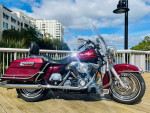 2002 Harley Davidson Road King only 6K miles **YES FINANCING ***