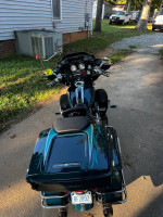 HD CVO ULTRA CLASSIC TOURING W/Low Miles Factory Upgrades Touring Bike