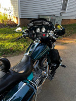 HD CVO ULTRA CLASSIC TOURING W/Low Miles Factory Upgrades Touring Bike