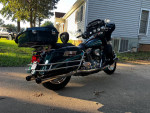 HD CVO ULTRA CLASSIC TOURING W/Low Miles Factory Upgrades Touring Bike