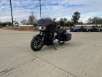 2023 Indian Motorcycle® Challenger® Black Metallic