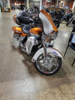 HARLEY DAVISON 2014 ULTRA CLASSIC mint cond 15k miles chrome