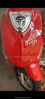 Genuine Buddy 2021 50cc Scooter