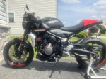 Triumph trident 660