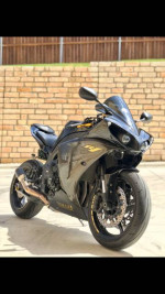 2012 Yamaha R1