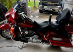2010 Harley-Davidson Electra Glide CVO Screaming Eagle FLHTCUSE5 Mint!