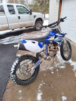 2001 Yamaha YZ426F Dirt Bike