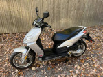 Piaggio - Aprilia Scooter Sportcity 50 09