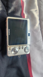 Sony Cyber-shot DSC-W50 6.0MP Digital Camera - Silver