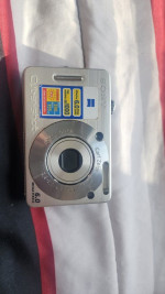 Sony Cyber-shot DSC-W50 6.0MP Digital Camera - Silver
