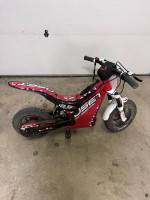 Oset 12.5 Racing kids electric motorycle