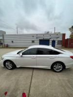 2019 Honda Accord LX FWD 104,000 mi