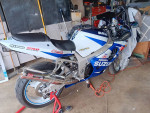 2000 GSXR750