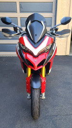Ducati multistrada pikes peak 1260