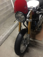 Triumph Thruxton 900 Cafe Racer