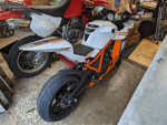2013 KTM RC8R