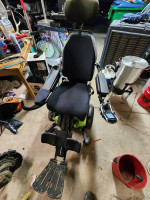 Quantum Edge 2.0 powered scooter/wheelchair