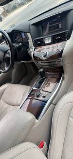 2011 INFINITI M 37 RWD 64,000 mi