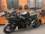 2024 Kawasaki Ninja ZX -6R Metallic Flat Spark Black Ebony