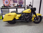 22 Road King Special W/1600 miles
