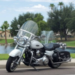2013 Road King Classic FLHRC Lots of Chrome