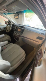 2012 Toyota Sienna XLE 7-Passenger AWD 54,000 mi