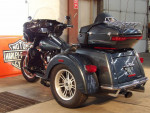 2015 Harley-Davidson FLHTCUTG - Tri-Glide Ultra
