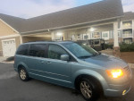 2010 Chrysler Town and Country Touring FWD 138,000 mi