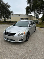2015 Nissan Altima 117,000 mi