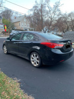 2011 Hyundai Elantra 111,000 mi