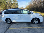 2014 Toyota Sienna 66,000 mi