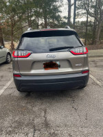 2019 Jeep Cherokee Latitude FWD 138,000 mi