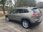2019 Jeep Cherokee Latitude FWD 138,000 mi