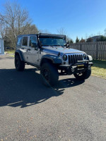 2017 Jeep Wrangler Sport 4WD 101,000 mi