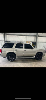 2004 Cadillac Escalade AWD 4dr SUV AWD 115,000 mi